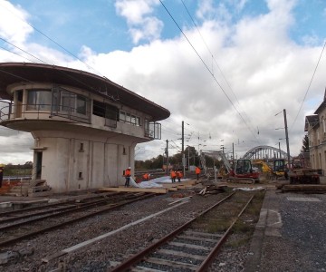 Démolition d'un poste SNCF à Réding